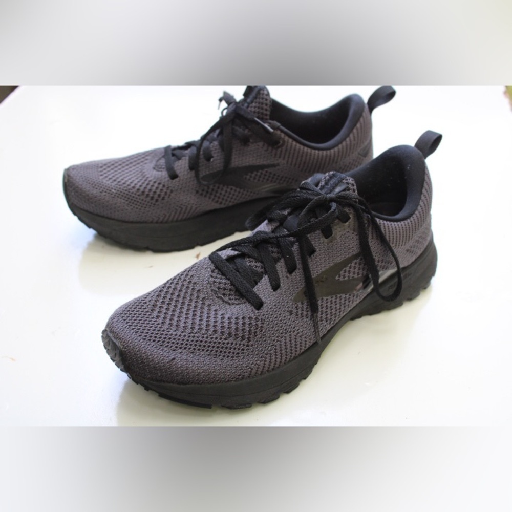 Brooks Revel Shoes View 2